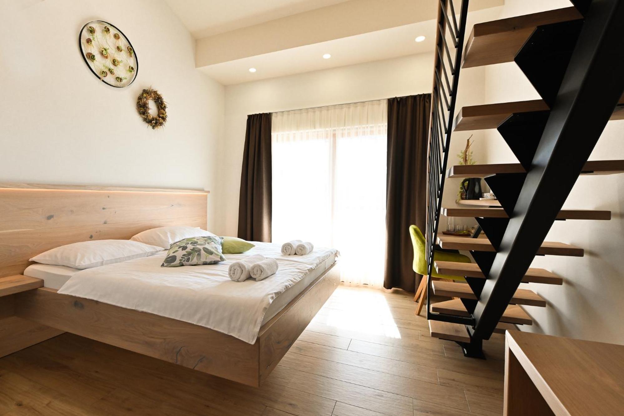 Ferjancic Estate Rooms Ajdovscina Ngoại thất bức ảnh